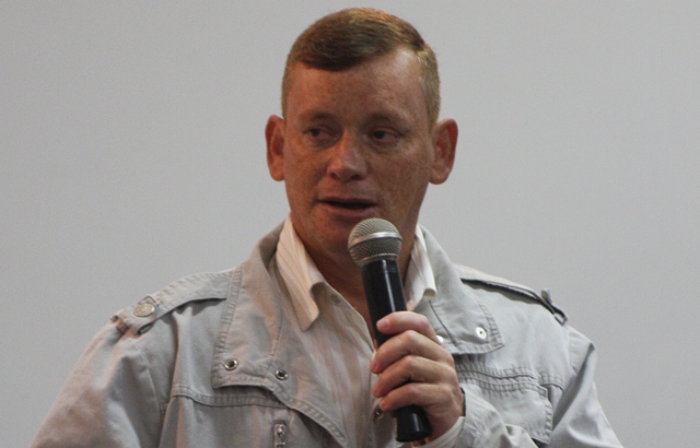 Acamdoze aprova requerimento de vereador sobre situação de quadra esportiva em Farol