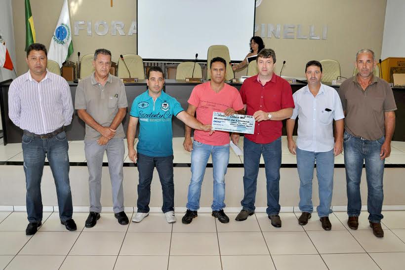 CÃ¢mara de Vereadores de Luiziana faz devoluÃ§Ã£o de sobras a prefeitura