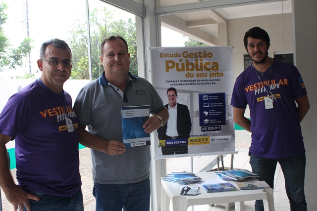 Unicesumar EAD renova convÃªnio com Acamdoze para cursos de graduaÃ§Ã£o e pÃ³s a associados