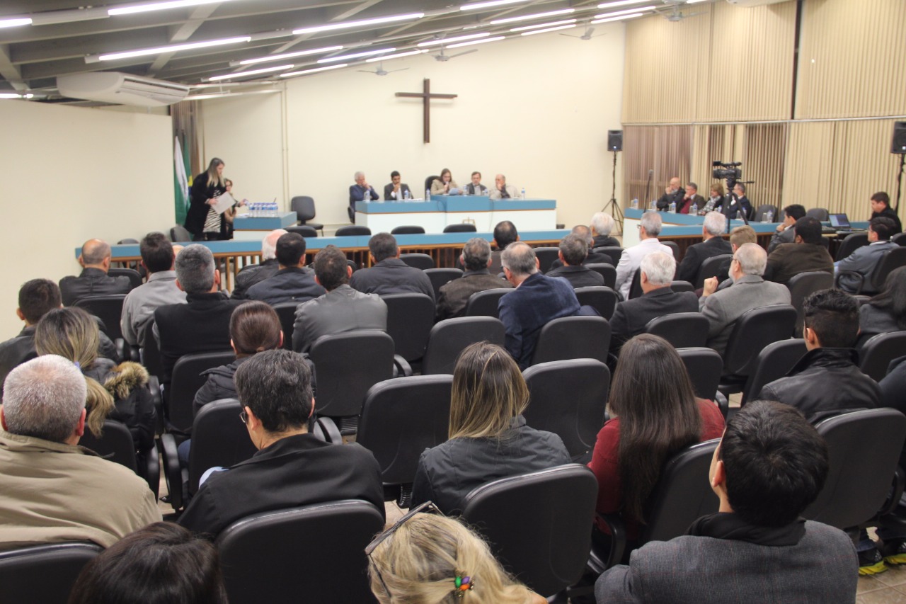 AudiÃªncia pÃºblica discute rezoneamento eleitoral na Comcam