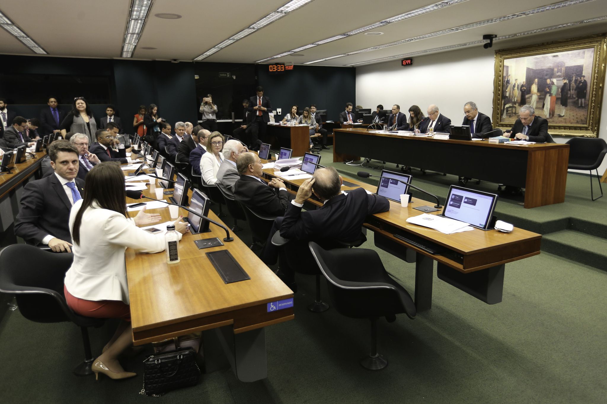 Comissão da reforma polÃtica aprova 'distritão' para eleições de 2018 e 2020