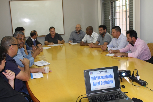 Assembleia da Acamdoze discute demandas da regiÃ£o da Comcam