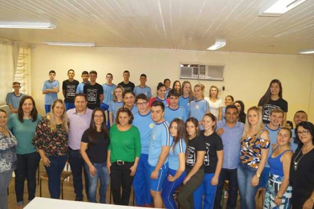 Projeto de escola de Boa EsperanÃ§a pode virar lei estadual