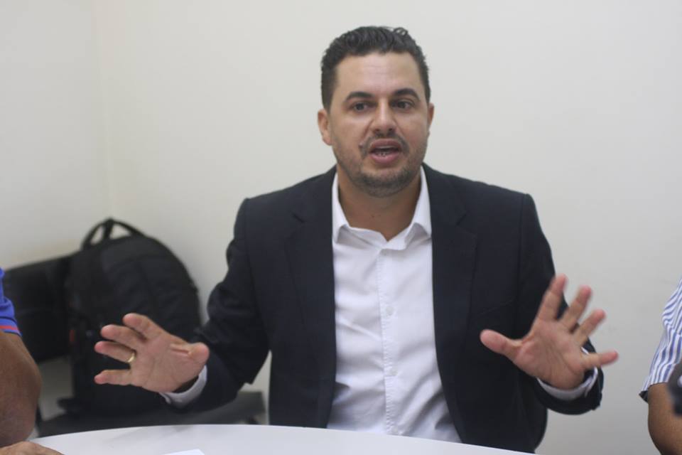 Acamdoze estuda parceria com o Instituto IFAG para gestão pública