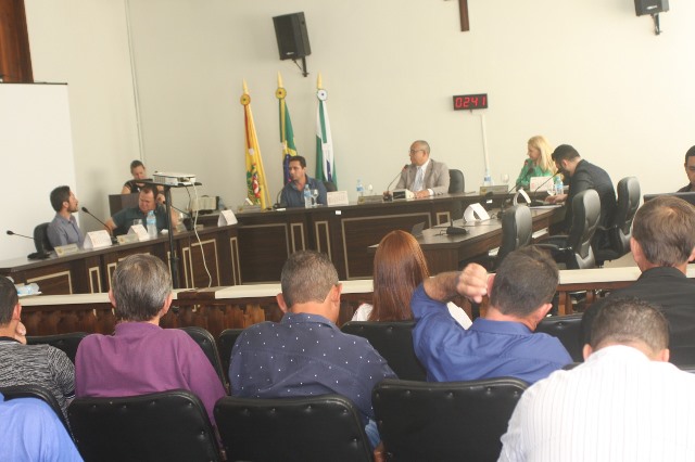 Assembleia descentralizada da Acamdoze reúne grande número de vereadores em Engenheiro Beltrão