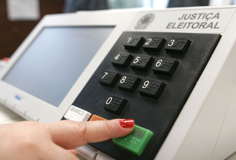 Â â€œJanelaâ€ para troca de partidos para polÃ­ticos com mandatos encerra hoje